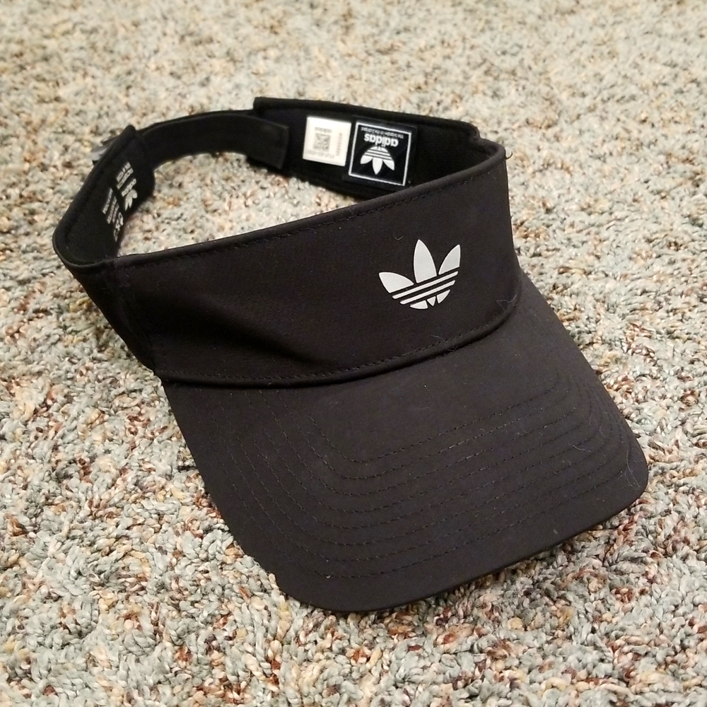 Adidas visor hat